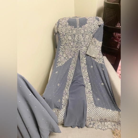 Bridal Pakistani/ Indian Gown - Picture 7 of 11